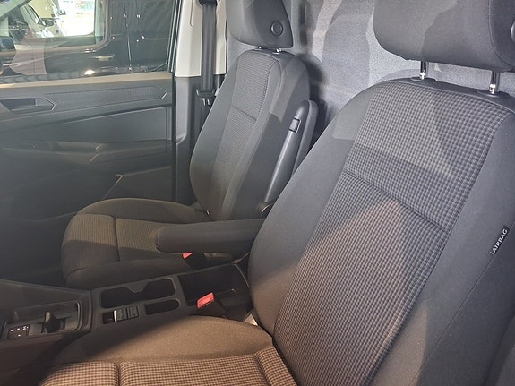 Volkswagen Caddy 4 of 5