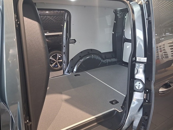 Volkswagen Caddy 5 of 5