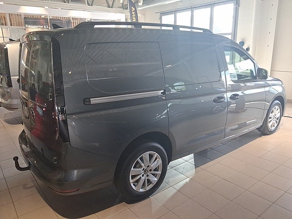 Volkswagen Caddy 2 of 5