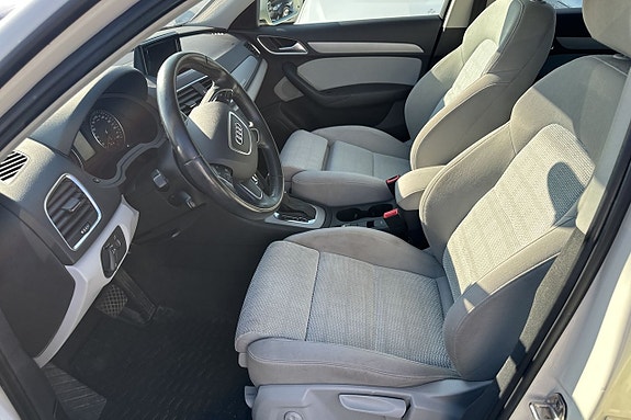 Audi Q3 11 of 14