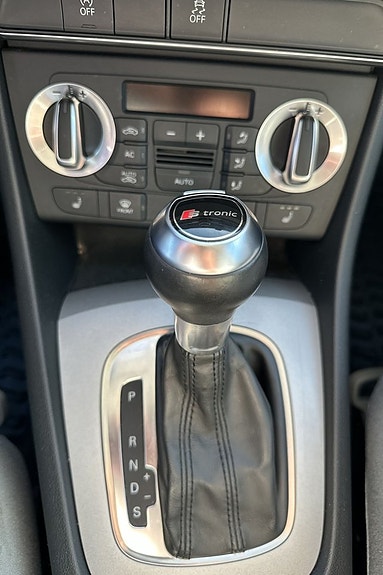 Audi Q3 12 of 14