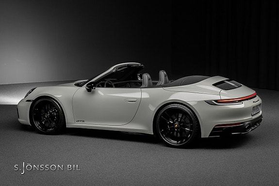 Porsche 911 8 of 29