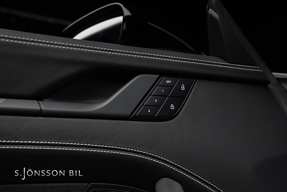 Porsche 911 15 of 29