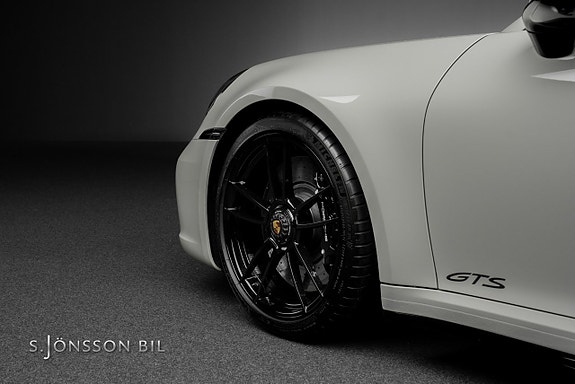 Porsche 911 11 of 29