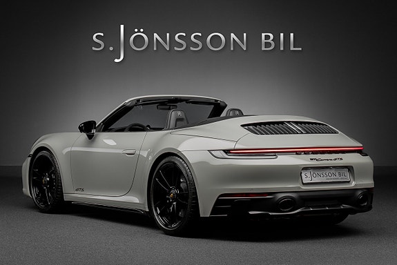 Porsche 911 2 of 29
