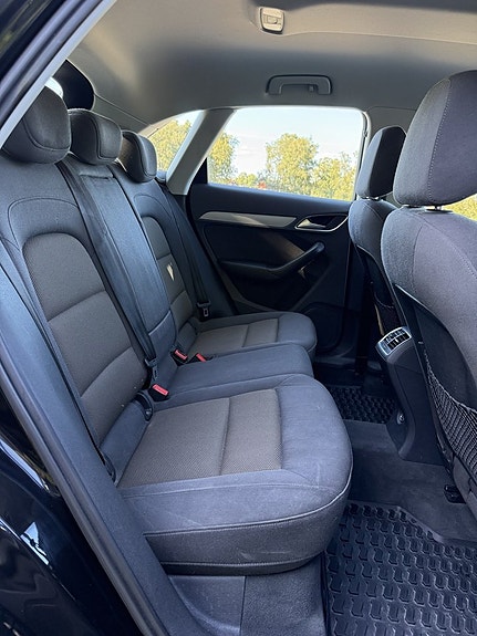 Audi Q3 15 of 19