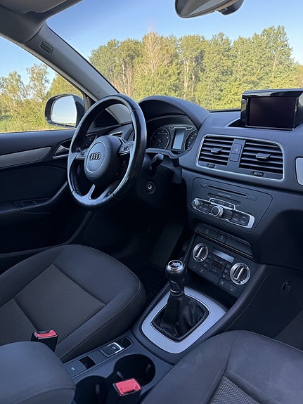 Audi Q3 7 of 19
