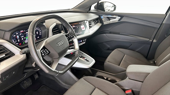 Audi Q4 e-tron 8 of 14