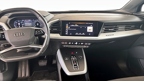 Audi Q4 e-tron 11 of 14