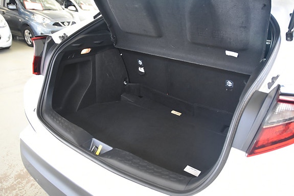 Toyota C-HR 14 of 14