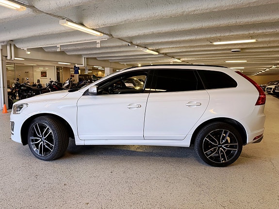 Volvo XC60 5 of 21
