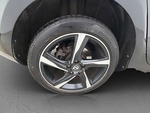 Volvo V40 28 of 29