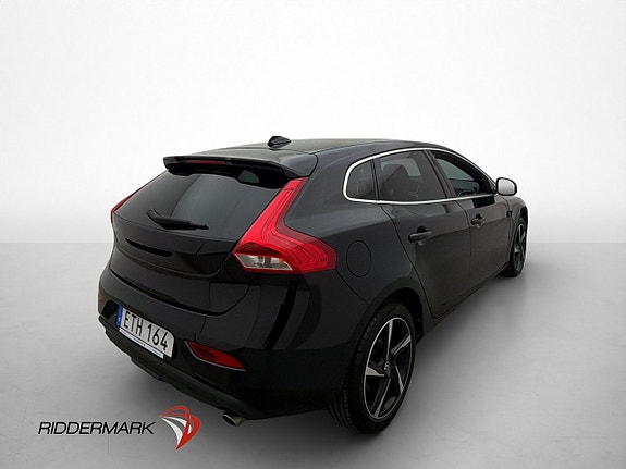 Volvo V40 6 of 29