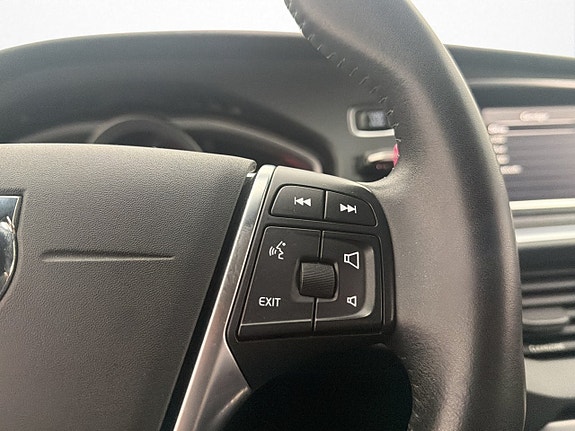 Volvo V40 20 of 29