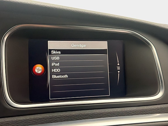 Volvo V40 16 of 29