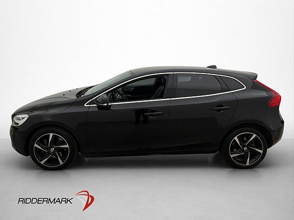 Volvo V40 2 of 29