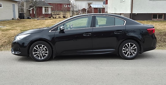 Toyota Avensis 18 of 19