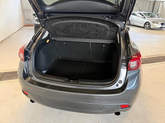 Mazda 3 10 of 16