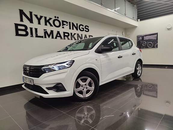 Dacia Sandero 3 of 17