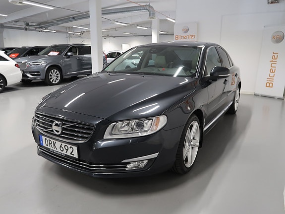 Volvo S80 9 of 30