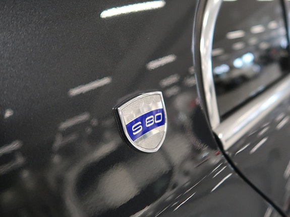 Volvo S80 14 of 30