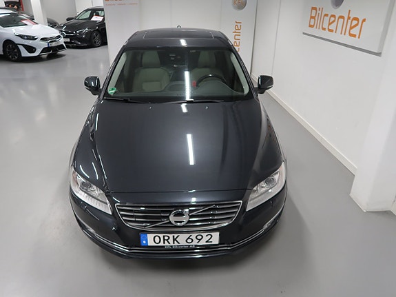 Volvo S80 11 of 30