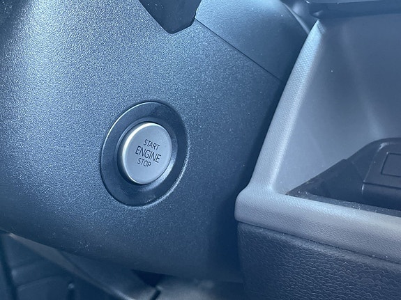 Volkswagen ID. Buzz 26 of 30