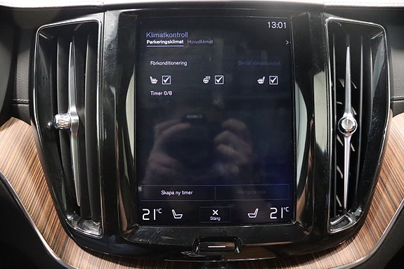 Volvo XC60 26 of 30