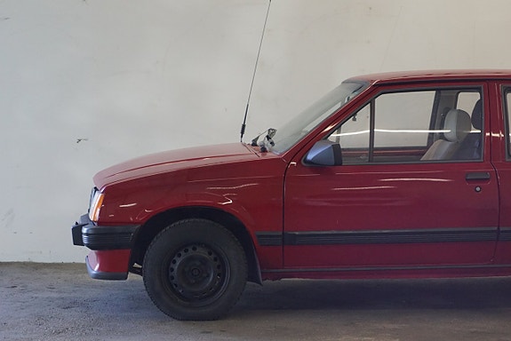 Opel Corsa 3 of 19