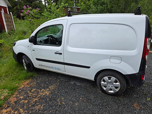 Renault Kangoo Express 2 of 6