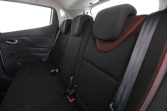Renault Clio 15 of 30