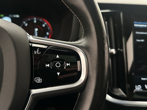 Volvo V60 22 of 30