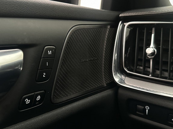 Volvo V60 19 of 30