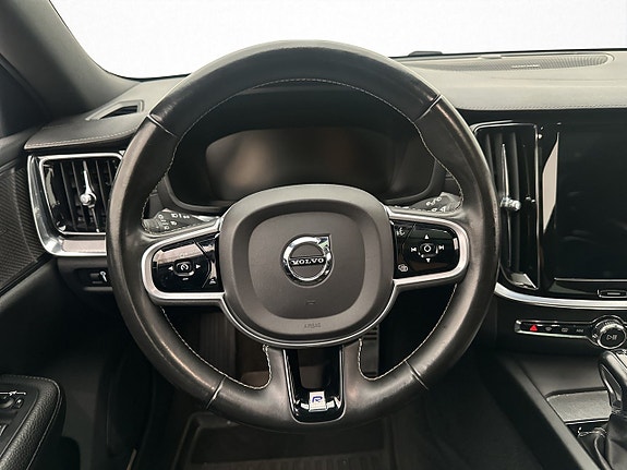 Volvo V60 17 of 30