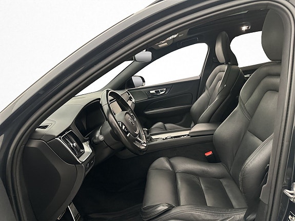Volvo V60 12 of 30