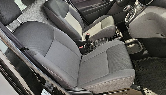 Nissan e-NV200 8 of 14