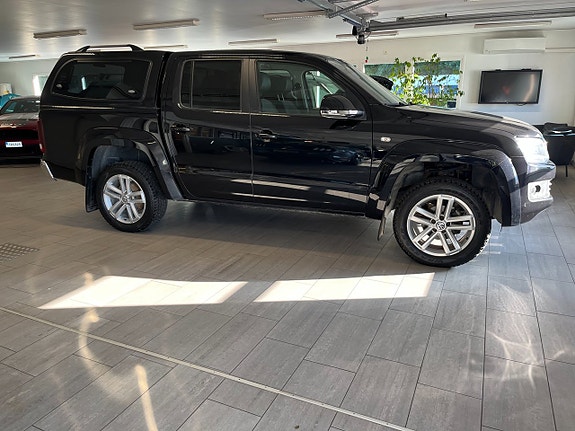 Volkswagen Amarok 4 of 11