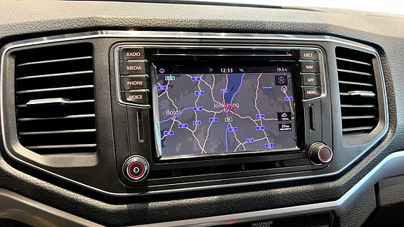 Volkswagen Amarok 15 of 24