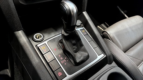 Volkswagen Amarok 21 of 24