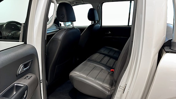 Volkswagen Amarok 9 of 24