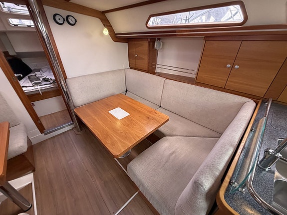 Hanse 370 7 of 10