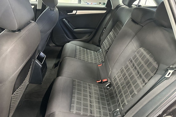 Audi A4 15 of 24