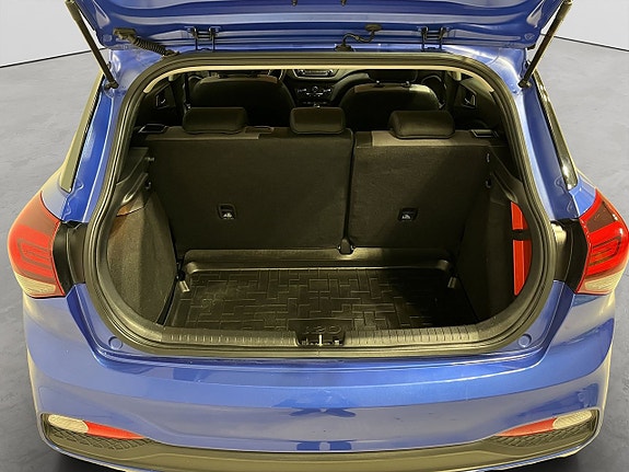 Hyundai i20 11 of 18