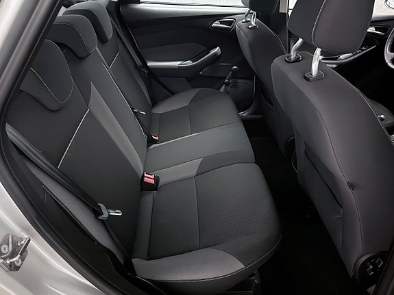 Ford Focus 14 of 19