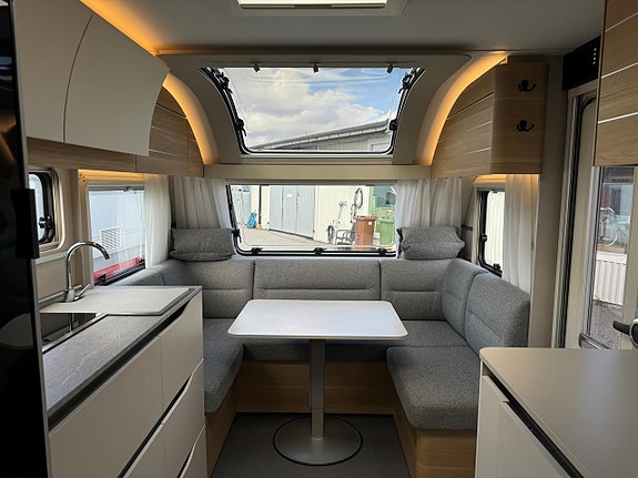 Adria ADORA 572 UT Långbäddar 11 of 15