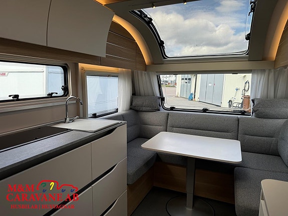 Adria ADORA 572 UT 12 of 15
