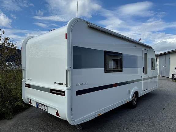Adria ADORA 572 UT Långbäddar 3 of 15