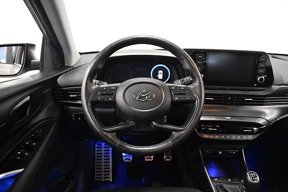 Hyundai Bayon 2 of 18