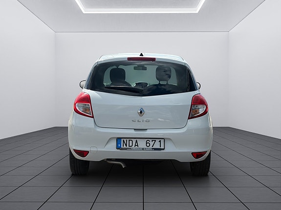 Renault Clio 4 of 19