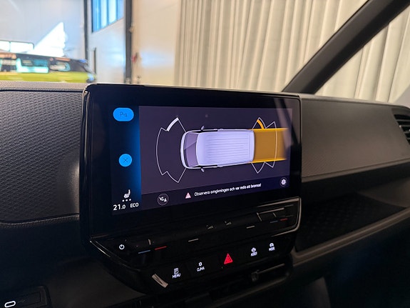 Volkswagen ID. Buzz 13 of 13